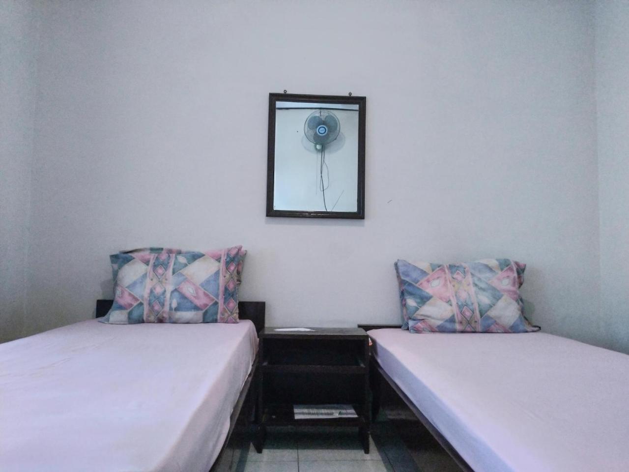 Catur Adi Putra Hotel Denpasar Zimmer foto